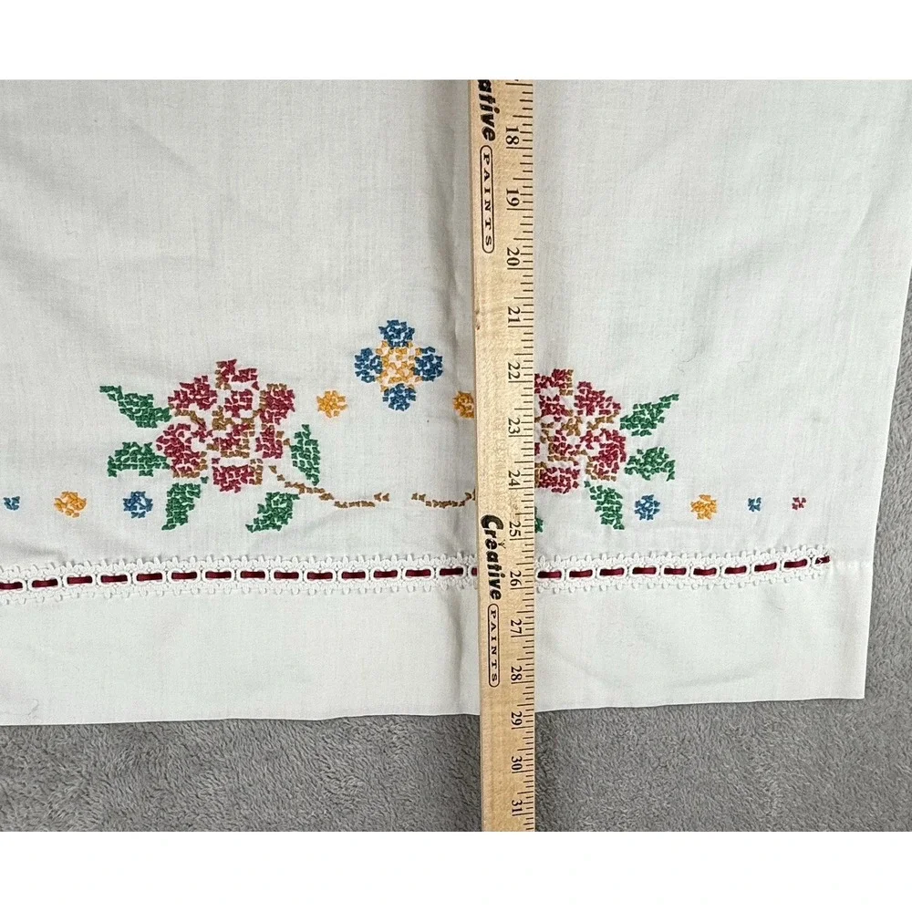 Handmade Vintage Embroidered White Pillowcase Red Roses Cross Stitch 20x29